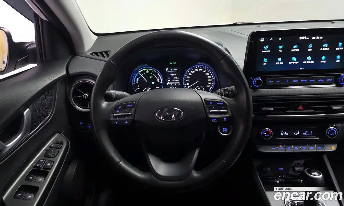 Hyundai Kona 2023 1.6 Автомат в Москве № 127242, фото 13