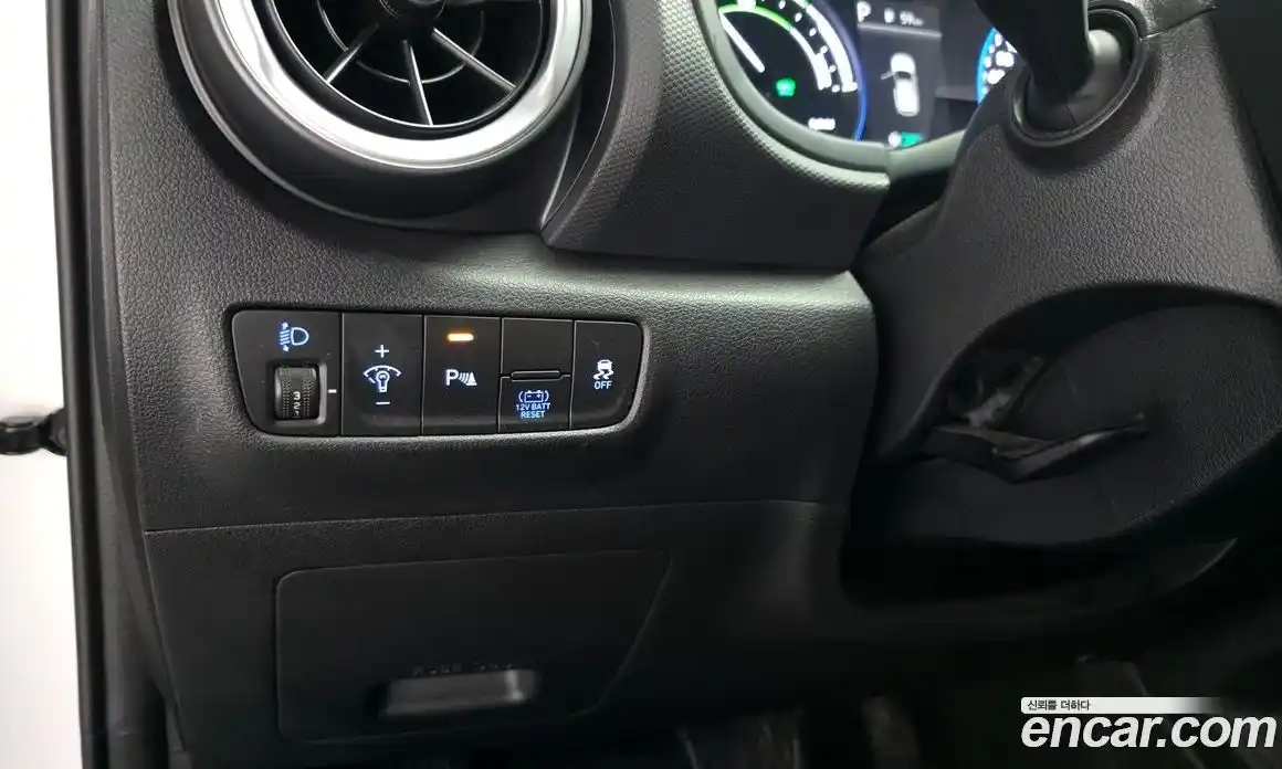 Hyundai Kona 2023 1.6 Автомат в Москве № 127242, фото 19