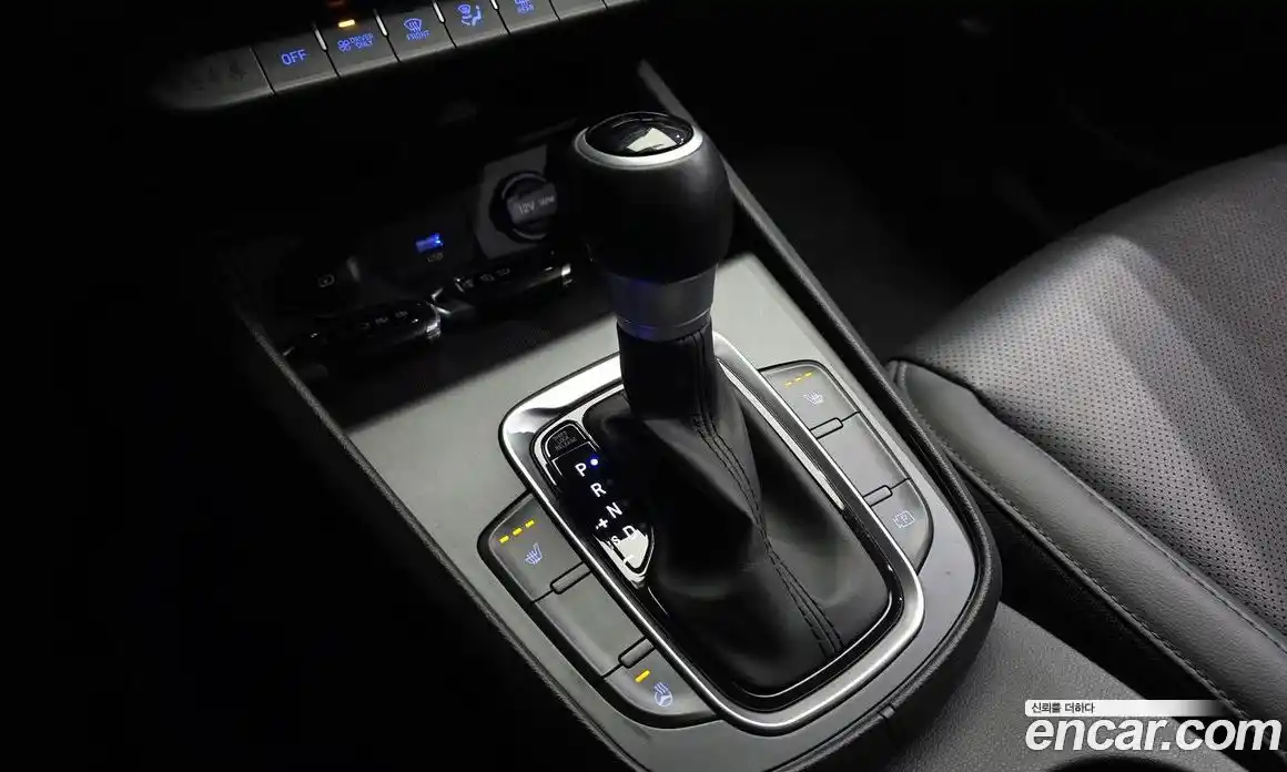 Hyundai Kona 2023 1.6 Автомат в Москве № 127242, фото 9