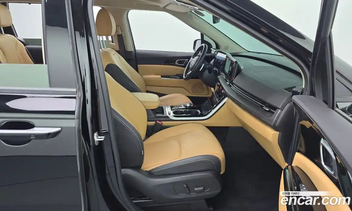 Kia Canival 2022 3.5 Автомат в Москве № 128679, фото 11