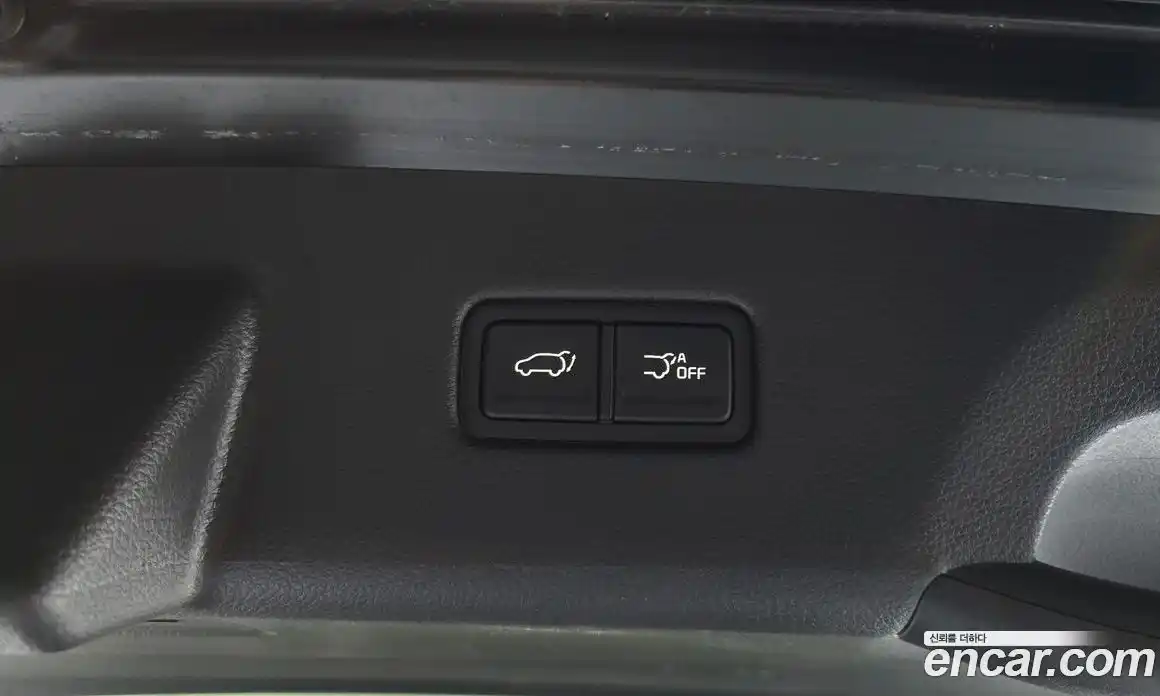 Kia Canival 2022 3.5 Автомат в Москве № 128679, фото 20