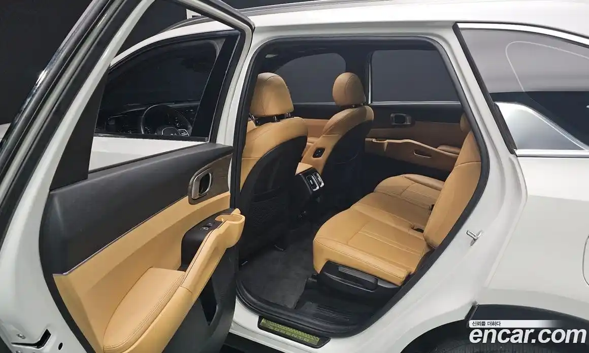 Kia Sorento 2022 1.6 Автомат в Москве № 132474, фото 12