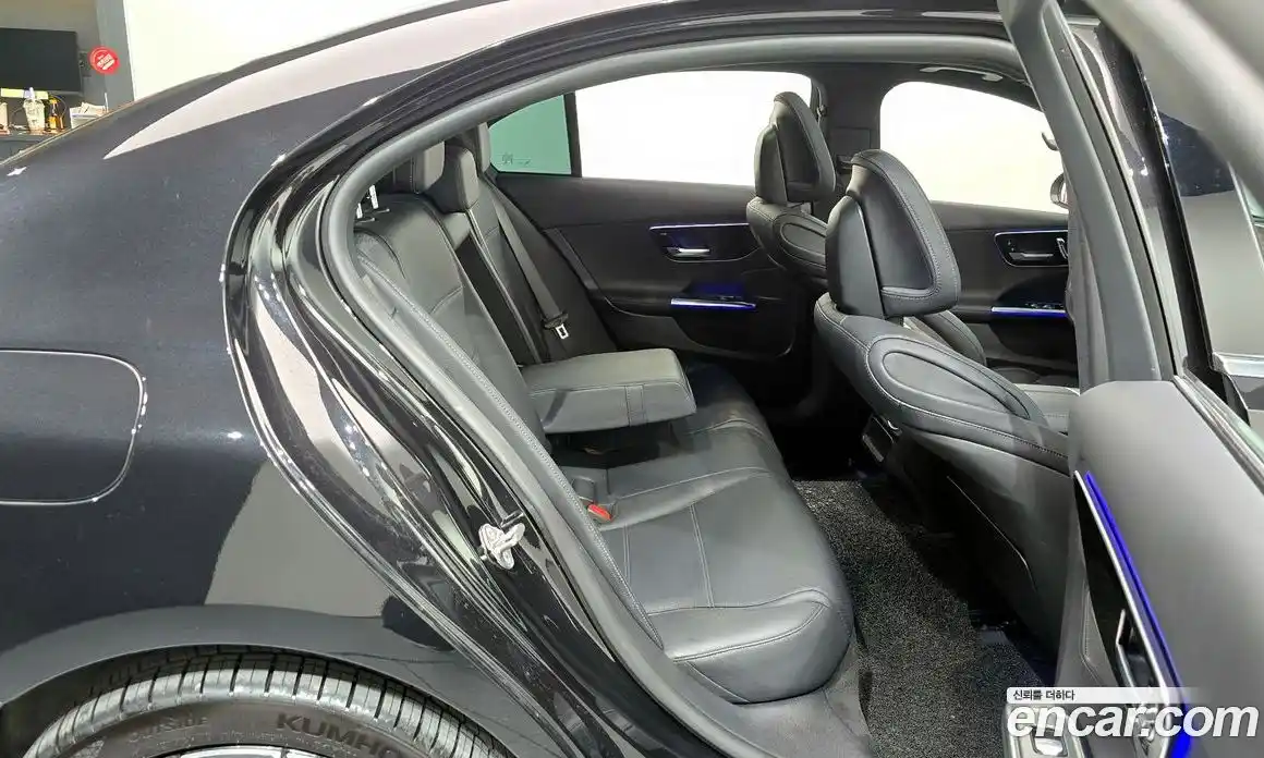 Mercedes-Benz C-Class 2023 2.0 Автомат в Москве № 137052, фото 12