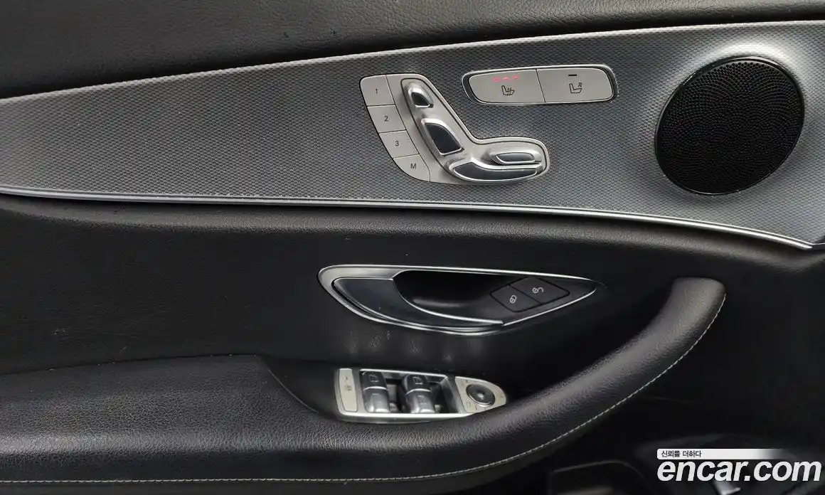 Mercedes-Benz E-Class 2020 2.0 Автомат в Москве № 137212, фото 14