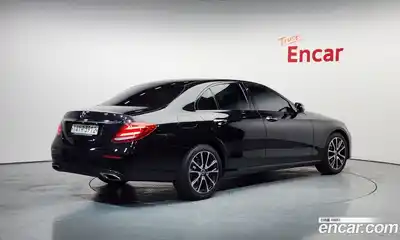 Mercedes-Benz E-Class 2020 2.0 Автомат в Москве № 137212, миниатюра 2