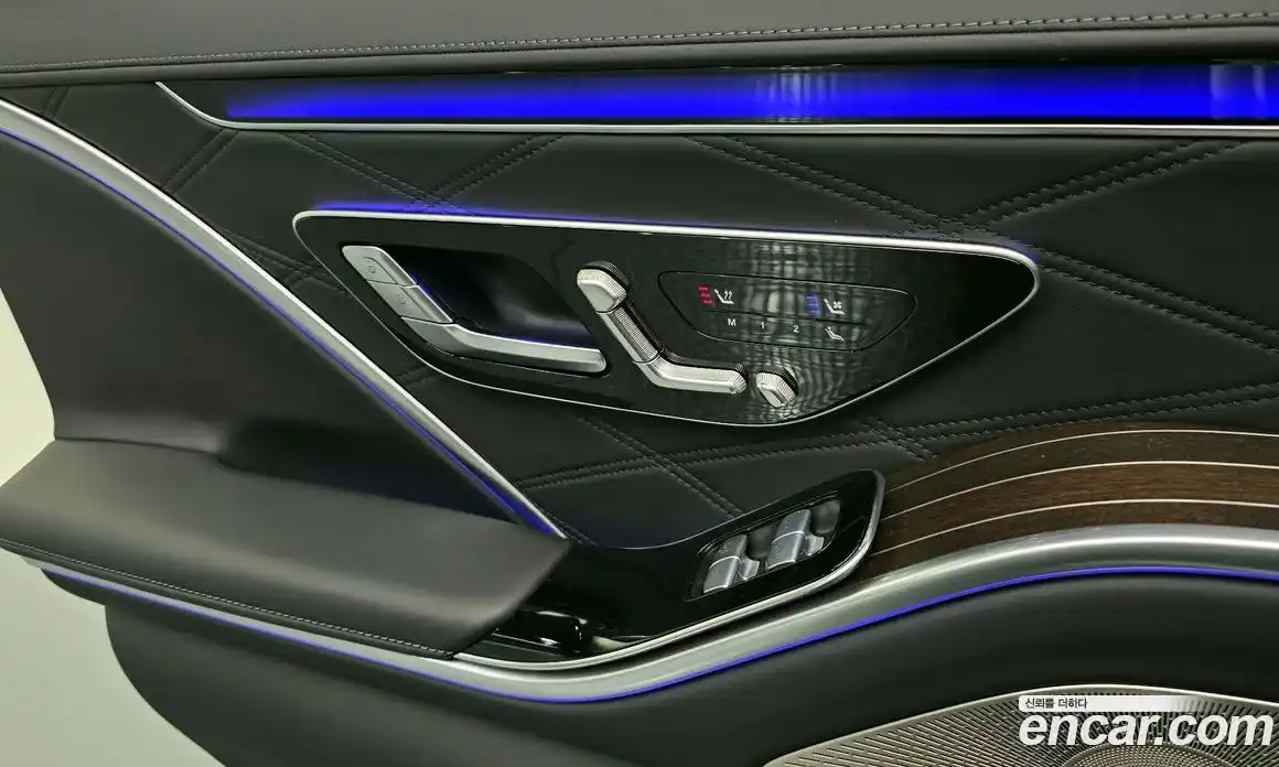 Mercedes-Benz S-Class 2023 6.0 Автомат в Москве № 142106, фото 19