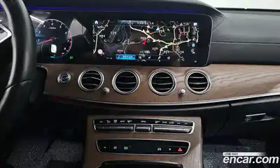 Mercedes-Benz E-Class 2021 2.0 Автомат в Москве № 142665, миниатюра 12