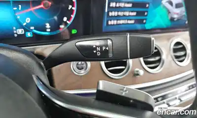 Mercedes-Benz E-Class 2021 2.0 Автомат в Москве № 142665, миниатюра 9