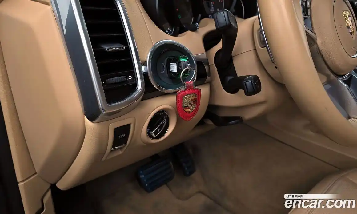 Porsche Cayenne 2015 3.6 Автомат в Москве № 146607, фото 16