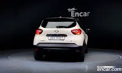 Renault QM3 2015 1.5 Автомат в Москве № 147751, миниатюра 4