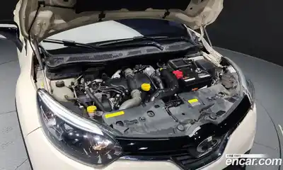 Renault QM3 2015 1.5 Автомат в Москве № 147751, миниатюра 6