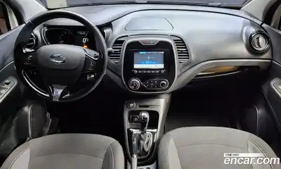 Renault QM3 2015 1.5 Автомат в Москве № 147751, миниатюра 7