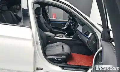 BMW 3-Series 2018 2.0 Автомат в Москве № 159663, миниатюра 11