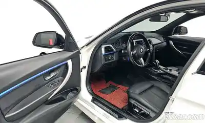 BMW 3-Series 2018 2.0 Автомат в Москве № 159663, миниатюра 10