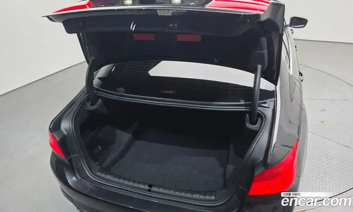 BMW 5-Series 2018 2.0 Автомат в Москве № 159713, фото 20