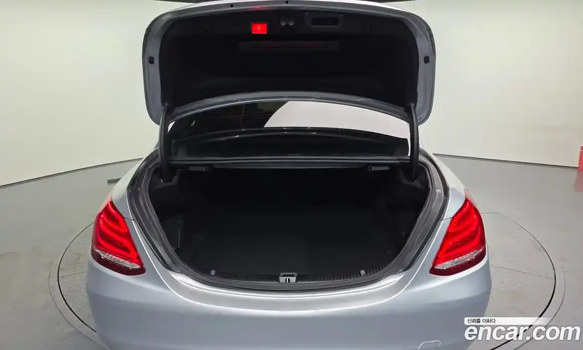 Mercedes-Benz C-Class 2018 2.1 Автомат в Москве № 161648, фото 20