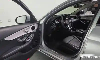 Mercedes-Benz C-Class 2018 2.1 Автомат в Москве № 161648, миниатюра 10