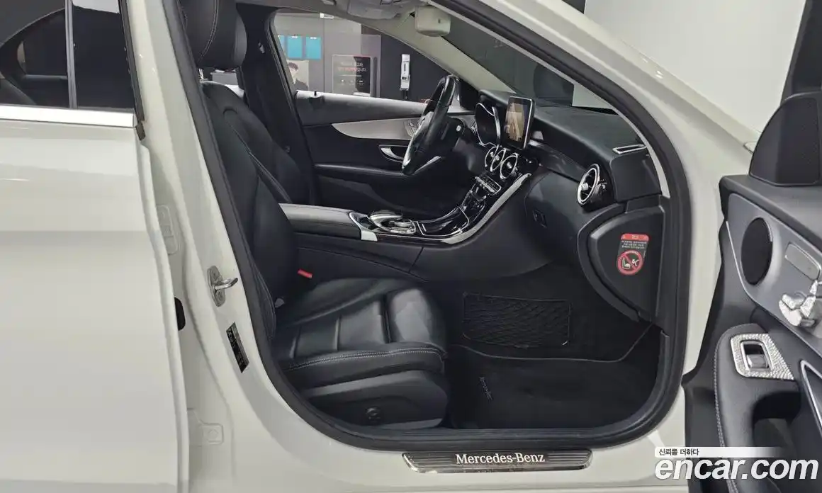 Mercedes-Benz C-Class 2016 2.0 Автомат в Москве № 161956, фото 11