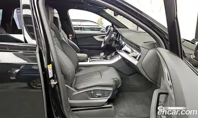 Audi Q7 2025 3.0 Автомат в Москве № 162270, миниатюра 11