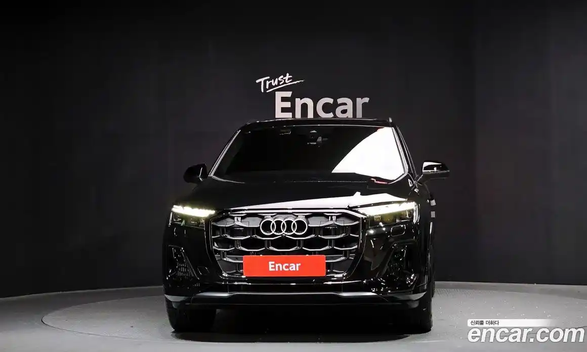 Audi Q7 2025 3.0 Автомат в Москве № 162270, фото 3