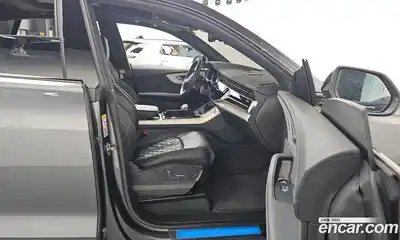 Audi Q8 2023 3.0 Автомат в Москве № 162448, миниатюра 11