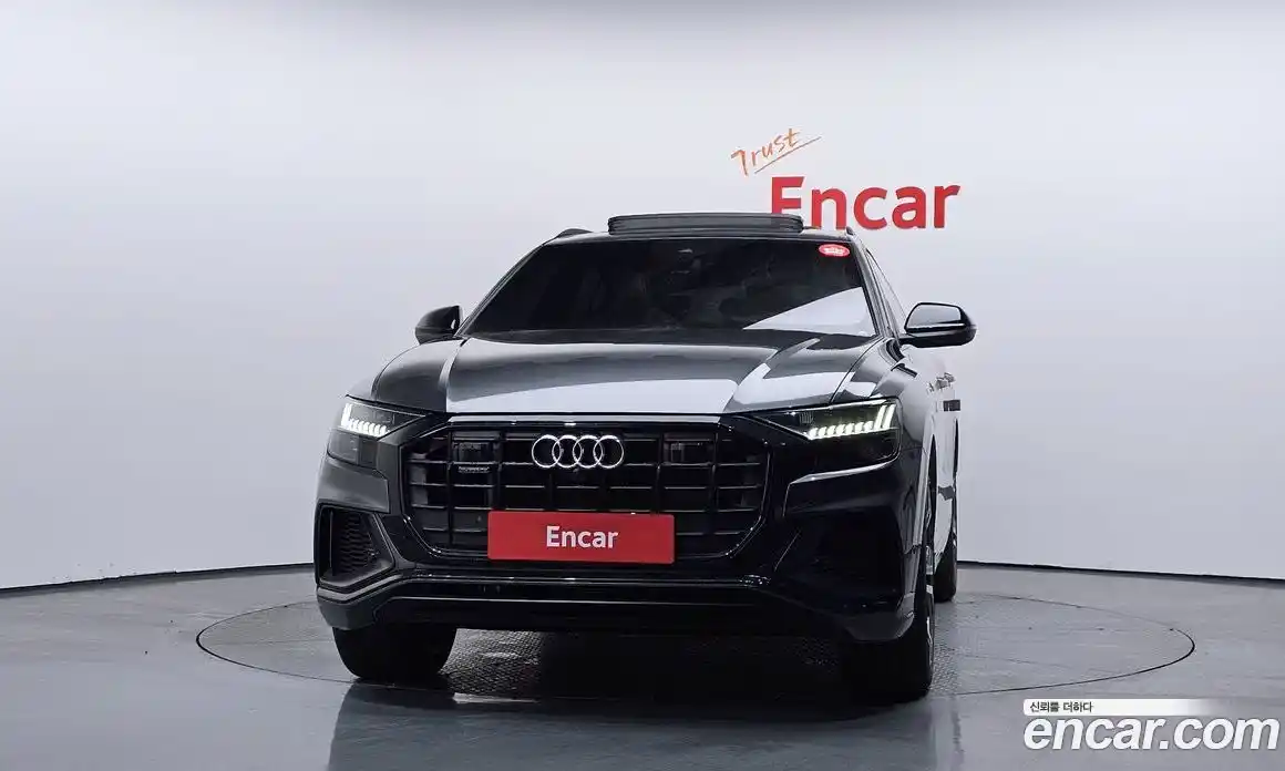 Audi Q8 2023 3.0 Автомат в Москве № 162448, фото 3