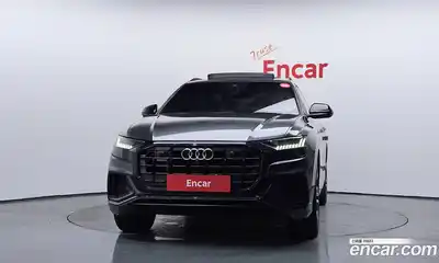 Audi Q8 2023 3.0 Автомат в Москве № 162448, миниатюра 3