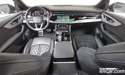 Audi Q8 2023 3.0 Автомат в Москве № 162448, миниатюра 7