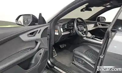 Audi Q8 2023 3.0 Автомат в Москве № 162448, миниатюра 10