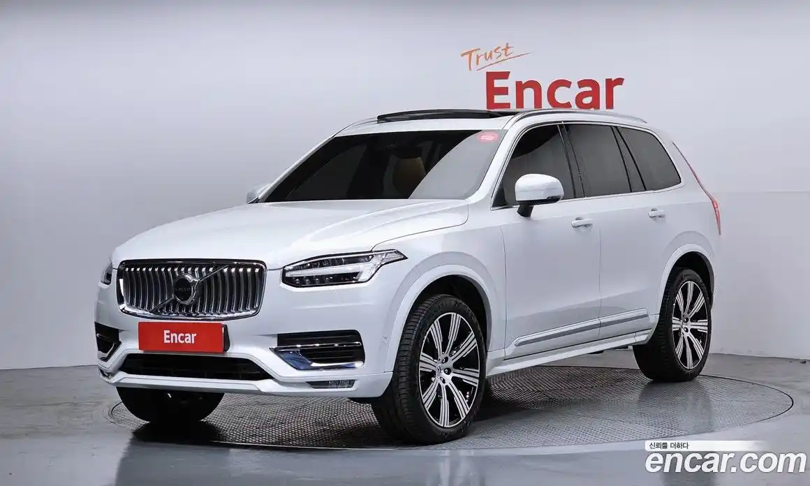 Volvo XC90 2025 2.0 Автомат в Москве № 164178, фото 1