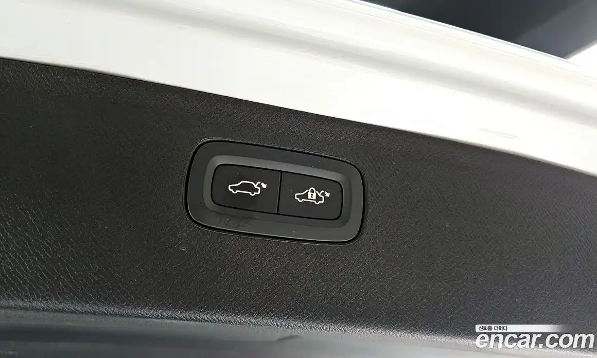 Volvo XC90 2025 2.0 Автомат в Москве № 164178, фото 18