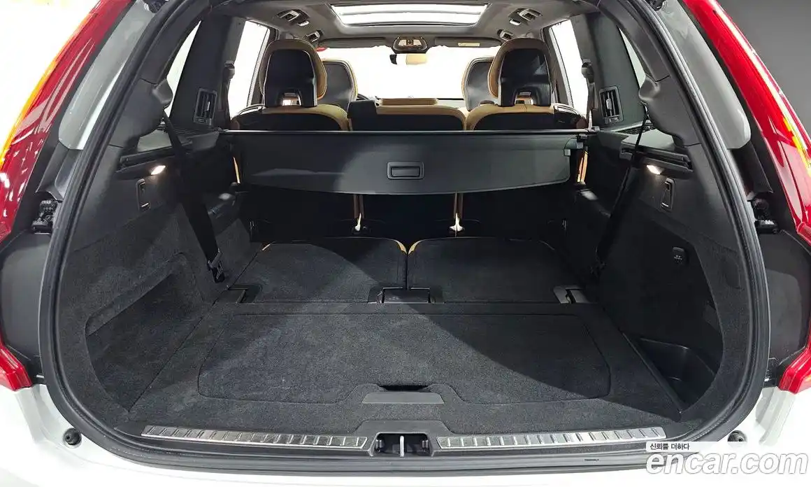 Volvo XC90 2025 2.0 Автомат в Москве № 164178, фото 19