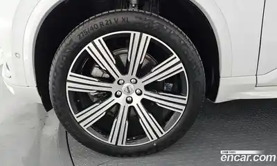 Volvo XC90 2025 2.0 Автомат в Москве № 164178, миниатюра 5