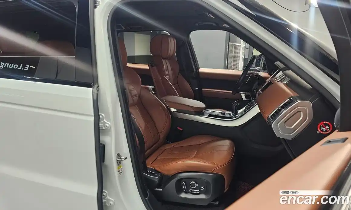 Land Rover Range-Rover Sport 2017 3.0 Автомат в Москве № 166423, фото 10