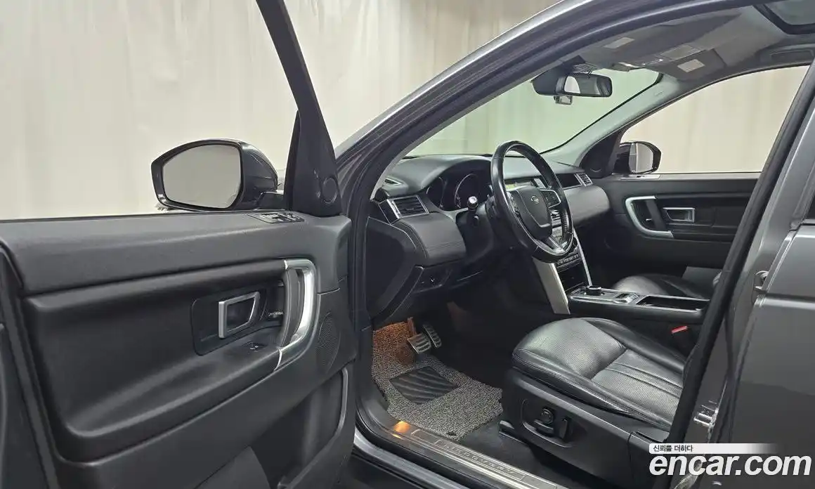 Land Rover Discovery Sport 2018 2.0 Автомат в Москве № 166569, фото 10