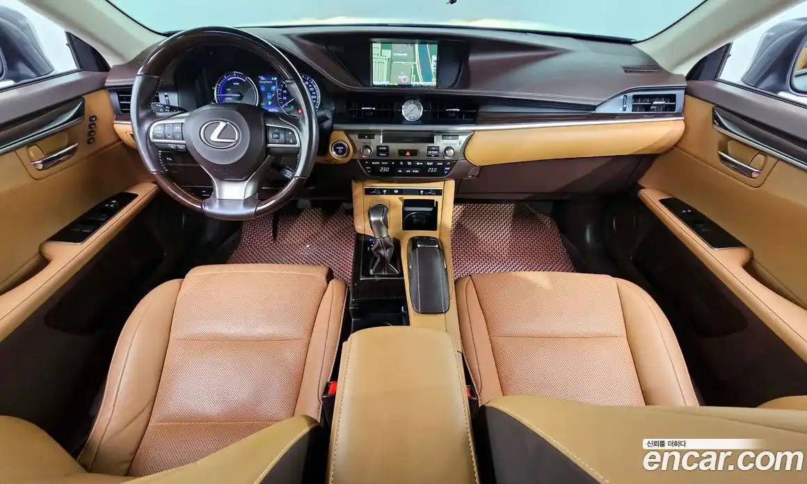 Lexus ES 2018 2.5 Автомат в Москве № 168129, фото 7