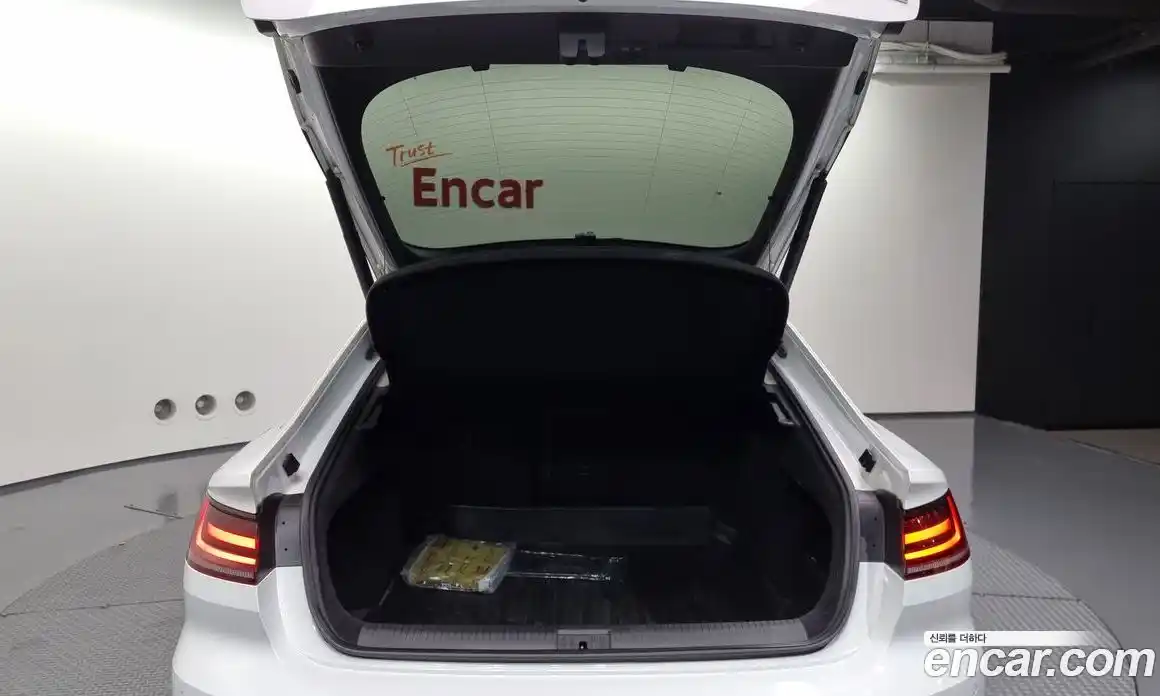 Volkswagen Arteon 2020 2.0 Автомат в Москве № 168942, фото 20