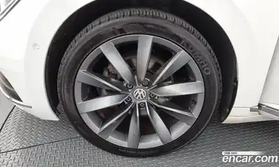 Volkswagen Arteon 2020 2.0 Автомат в Москве № 168942, миниатюра 5