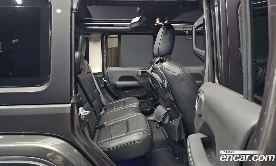 Jeep Wrangler 2022 2.0 Автомат в Москве № 169422, фото 12