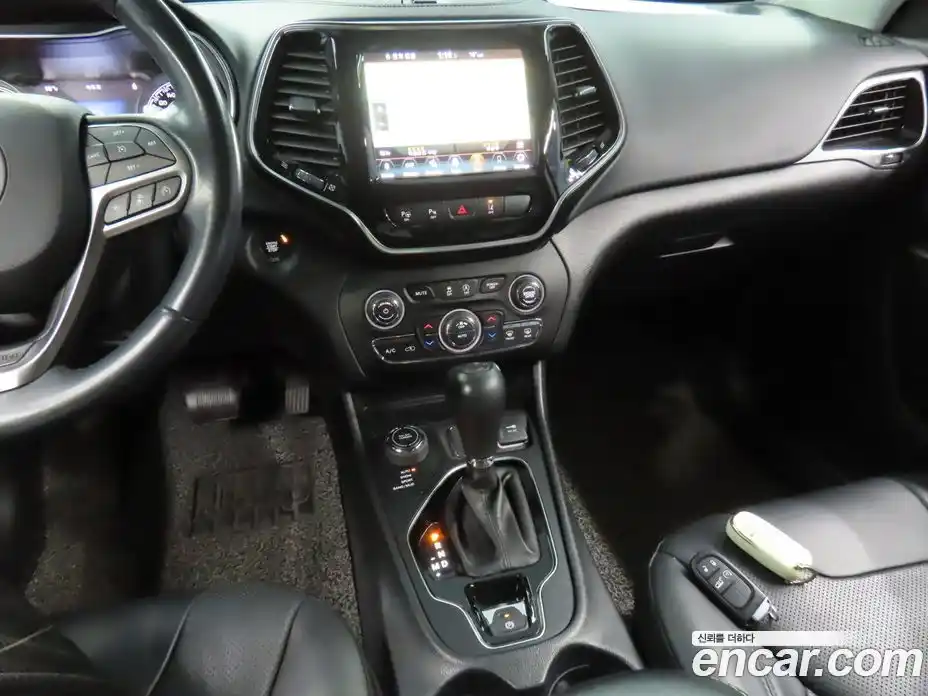 Jeep Cherokee 2020 2.4 Автомат в Москве № 169980, фото 12