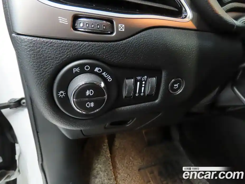 Jeep Cherokee 2020 2.4 Автомат в Москве № 169980, фото 13