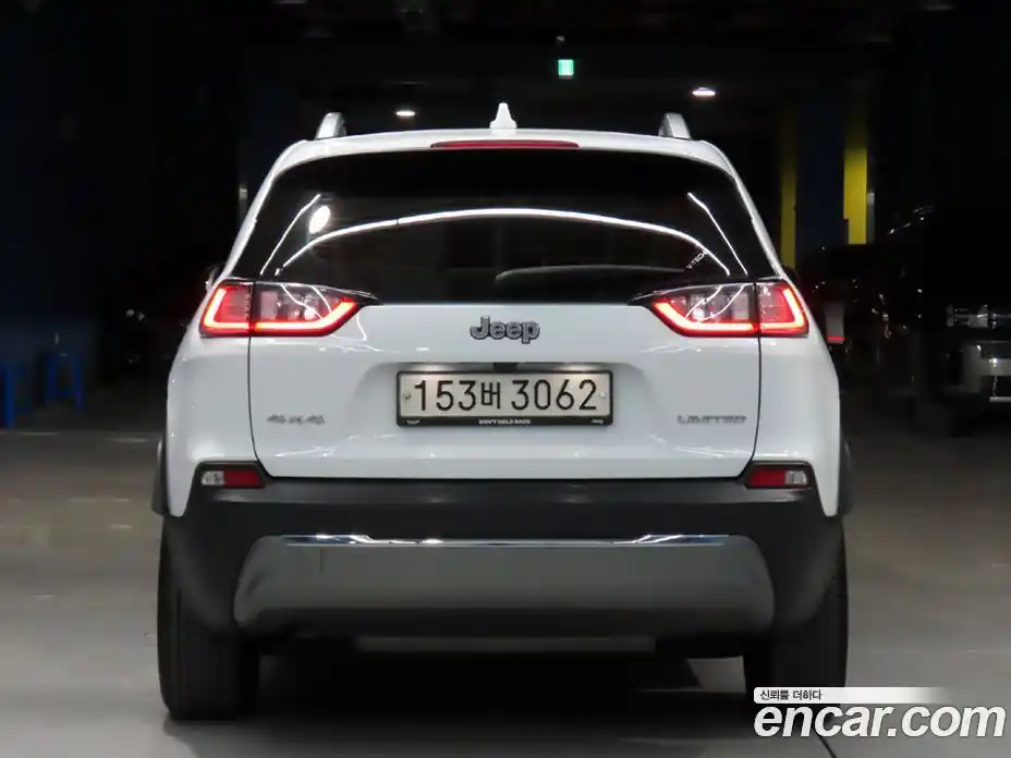 Jeep Cherokee 2020 2.4 Автомат в Москве № 169980, фото 3