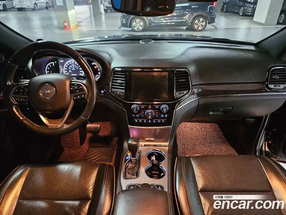 Jeep Cherokee 2020 3.0 Автомат в Москве № 170091, фото 7