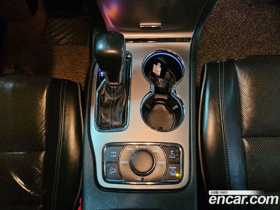 Jeep Cherokee 2020 3.0 Автомат в Москве № 170091, фото 9