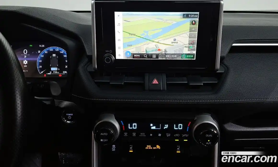 Toyota RAV4 2023 2.5 Автомат в Москве № 170147, фото 14