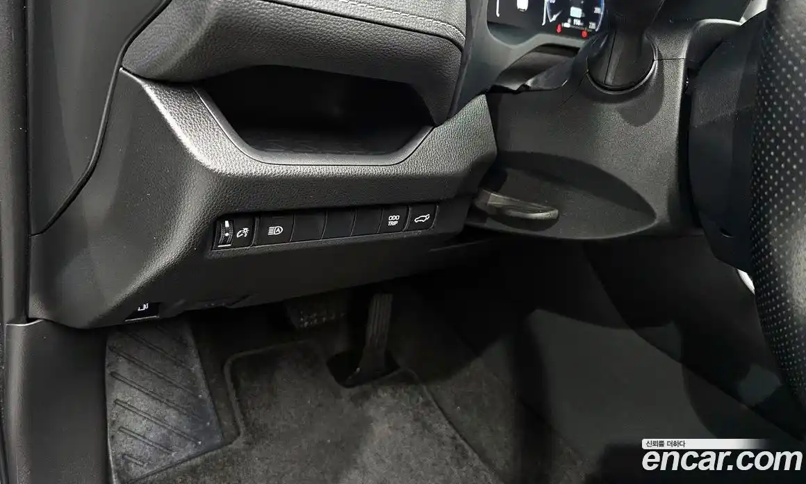 Toyota RAV4 2023 2.5 Автомат в Москве № 170147, фото 17