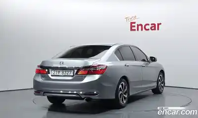 Honda Accord 2017 2.4 Автомат в Москве № 170591, миниатюра 2