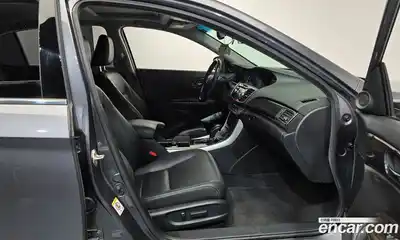 Honda Accord 2013 3.5 Автомат в Москве № 170656, миниатюра 11