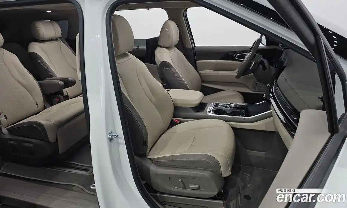 Kia Canival 2024 3.5 Автомат в Москве № 17302, фото 10