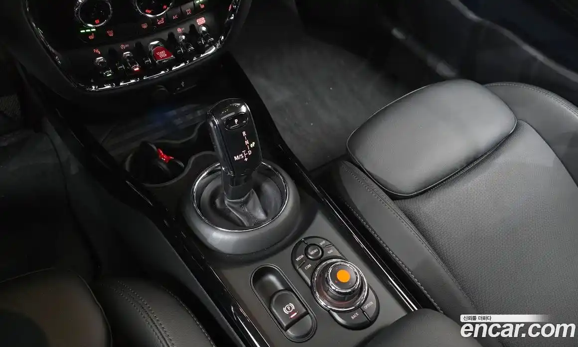 Mini Clubman 2021 1.5 Автомат в Москве № 180323, фото 9